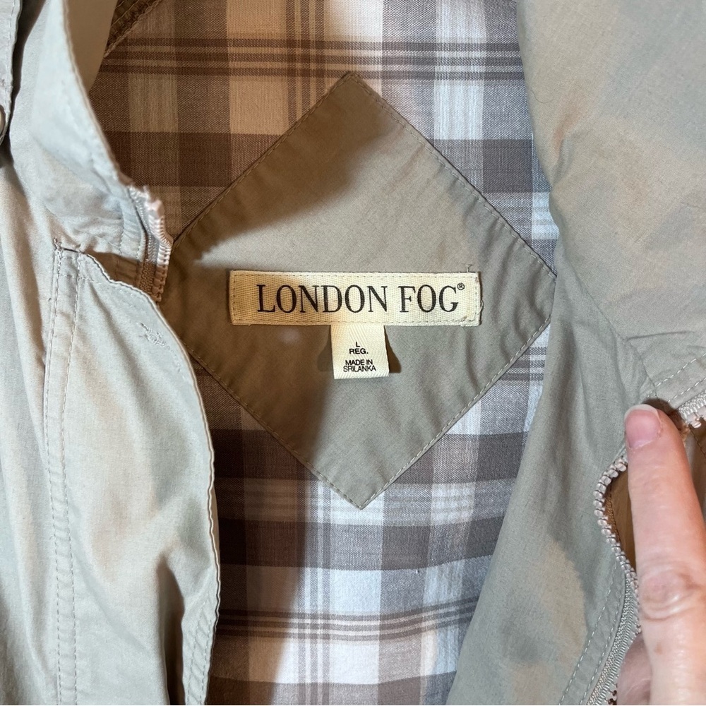 London Fog Vintage Tan Hooded Women’s Windbreaker Jacket Plaid Lined Large - Picture 3 of 8